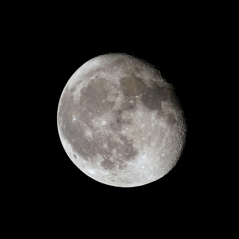 Lunar Accents